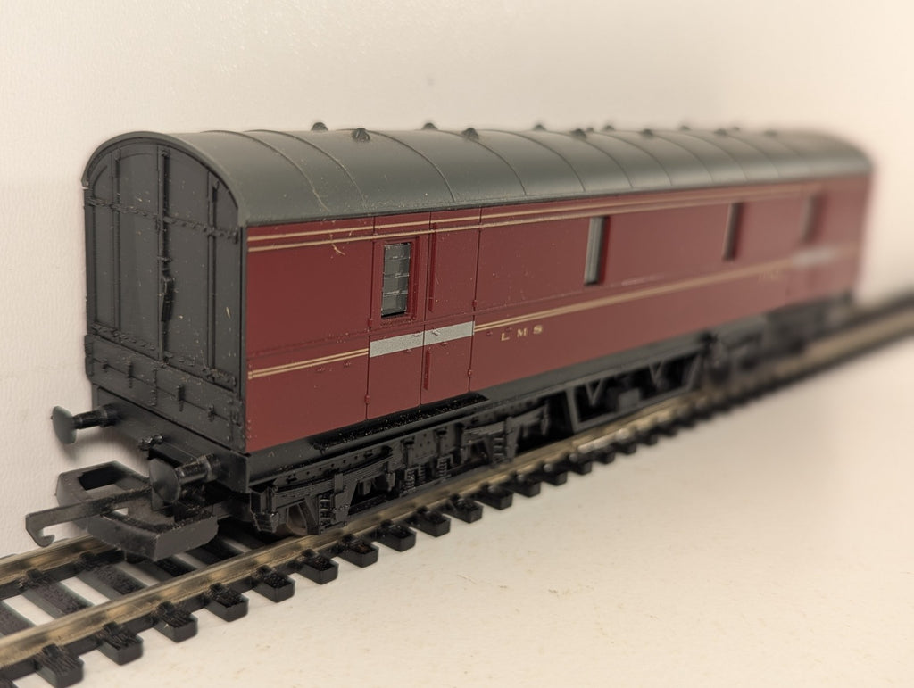 Lima OO Gauge LMS Passenger Brake Van Passenger Coach 37762 LMS Maroon