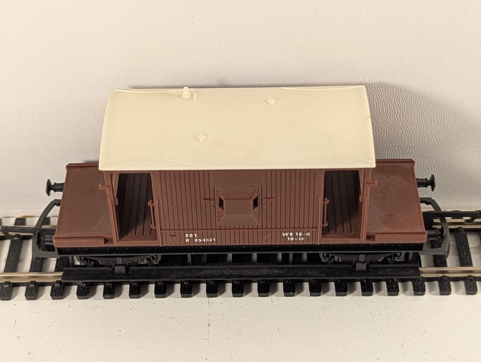 Lima OO Gauge BR 20 Ton Brake Van