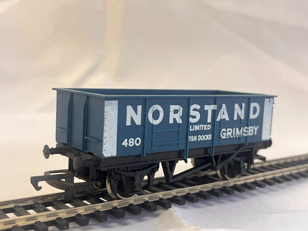 Hornby R220 OO Gauge Norstand Grimsby Steel Sided Open Wagon Boxed