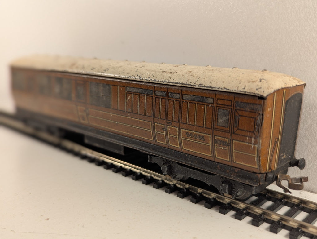 Hornby Dublo OO Gauge D12 LNER Corridor Brake Third Coach Passenger