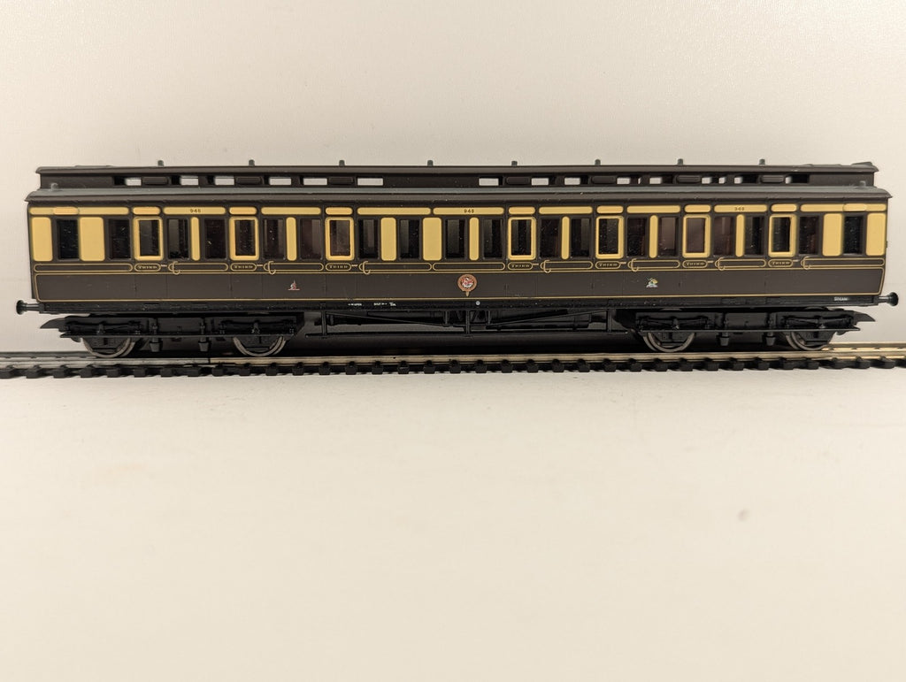 Hornby OO Gauge GWR Clerestory Third Class Coach Passenger Coach 948