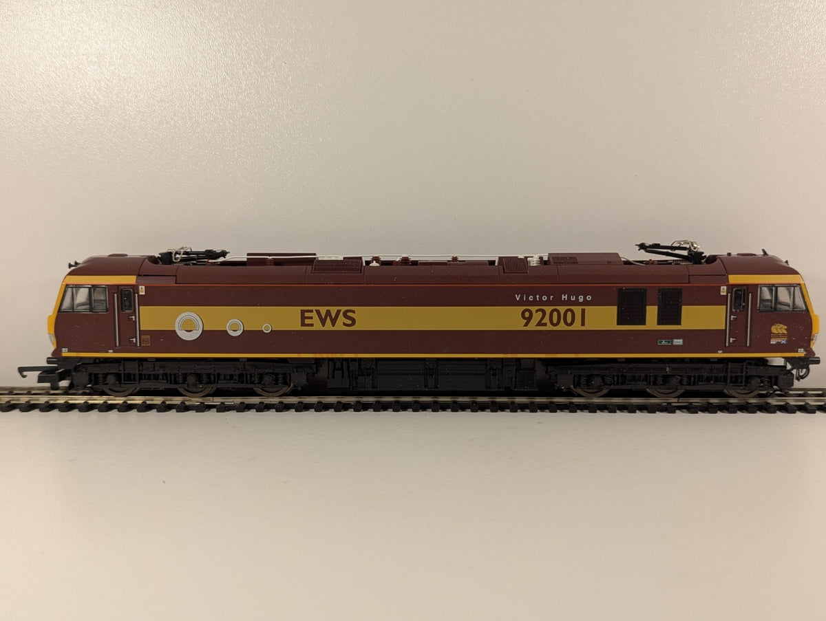 Lima L204672 Class 92 92001 “Victor Hugo” in EWS Maroon Livery