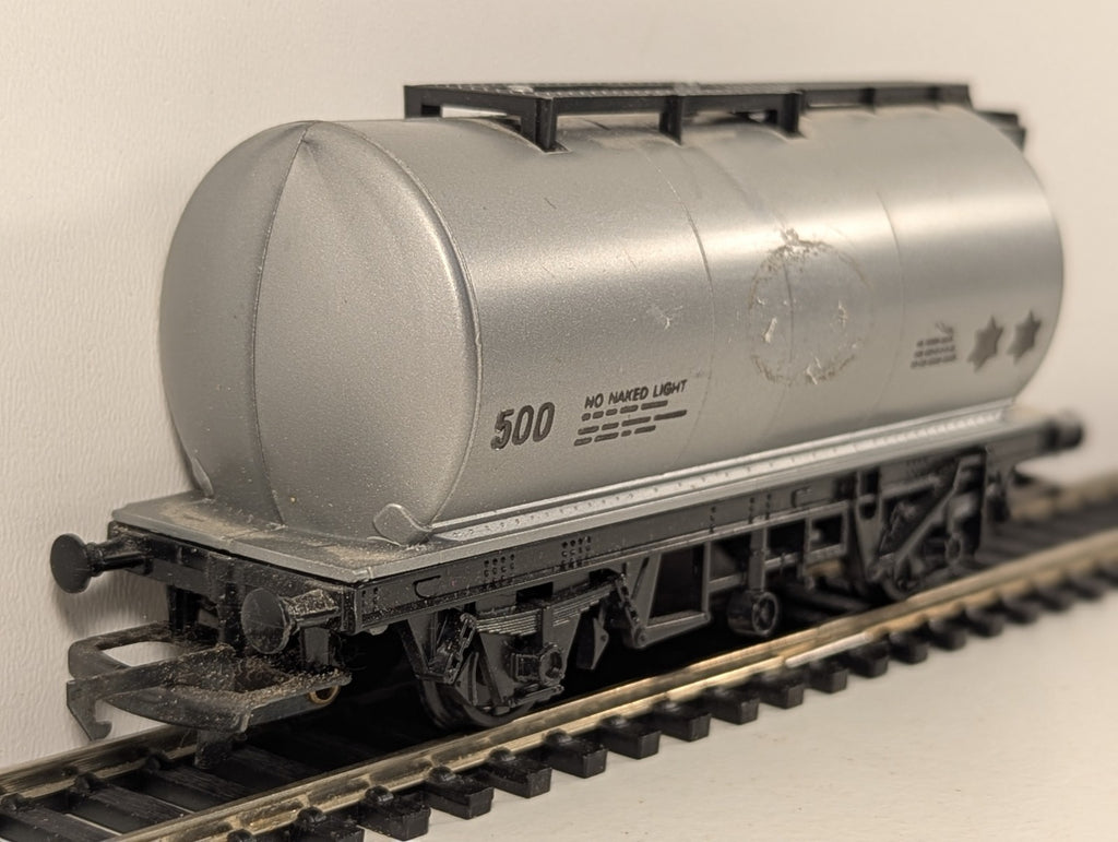 Hornby OO Gauge Silver 20 Ton Tank Wagon