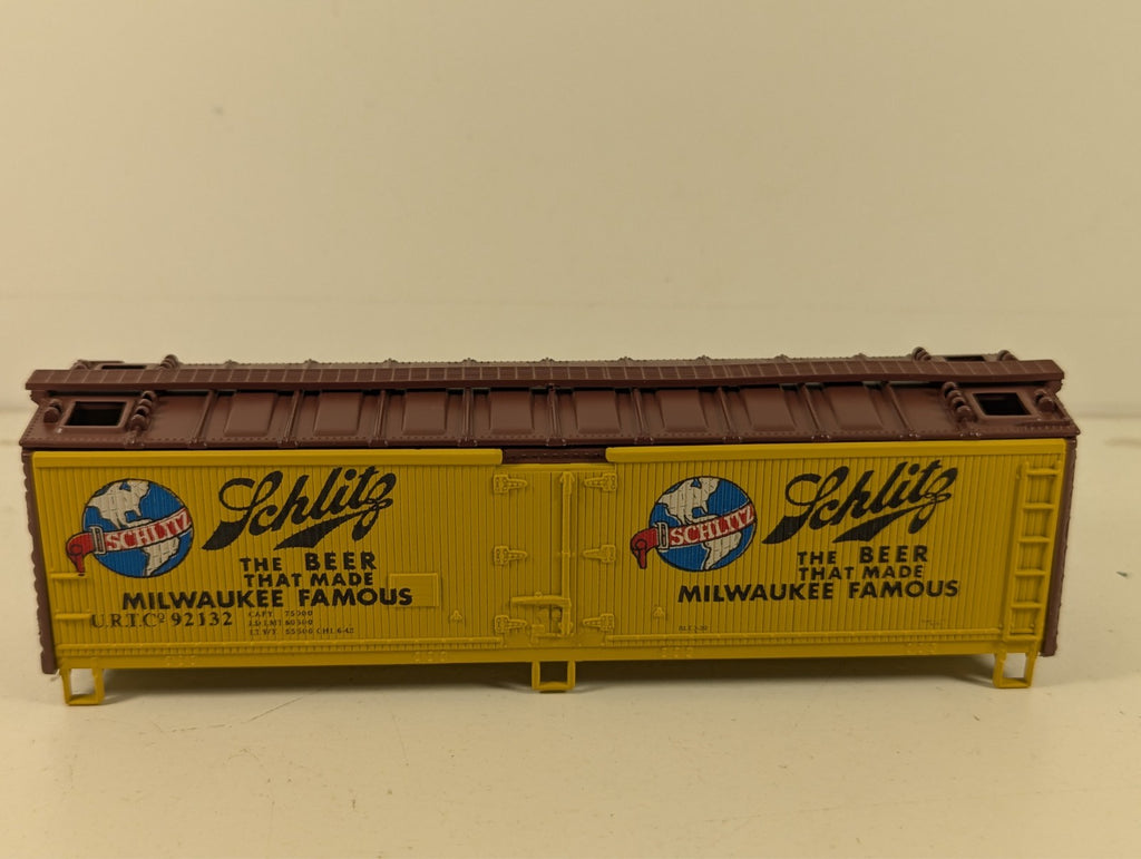 Athearn 5211 40-Foot Wood-Sheathed Refrigerator Car Kit HO Gauge - Boxed