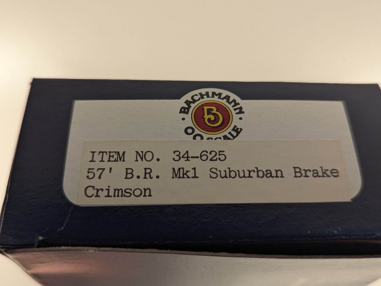 Bachmann OO Gauge 57ft BR Mk1 Suburban Brake Passenger Coach M43259