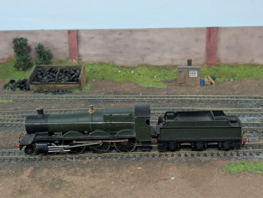 Kitbuilt OO Gauge GWR Hall Class Steam Locomotive Green