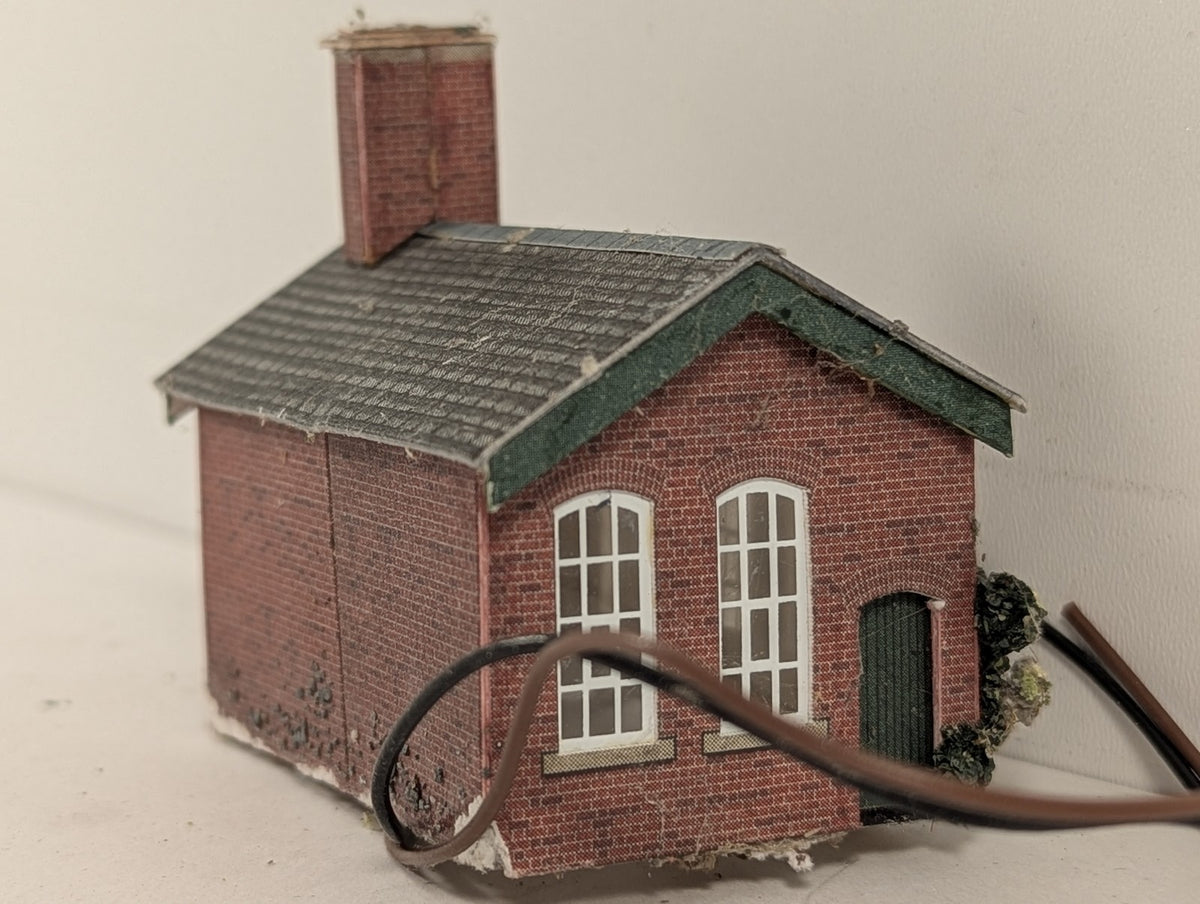 Metcalfe N Gauge Industrial Pump House Building Red Brick with Lights