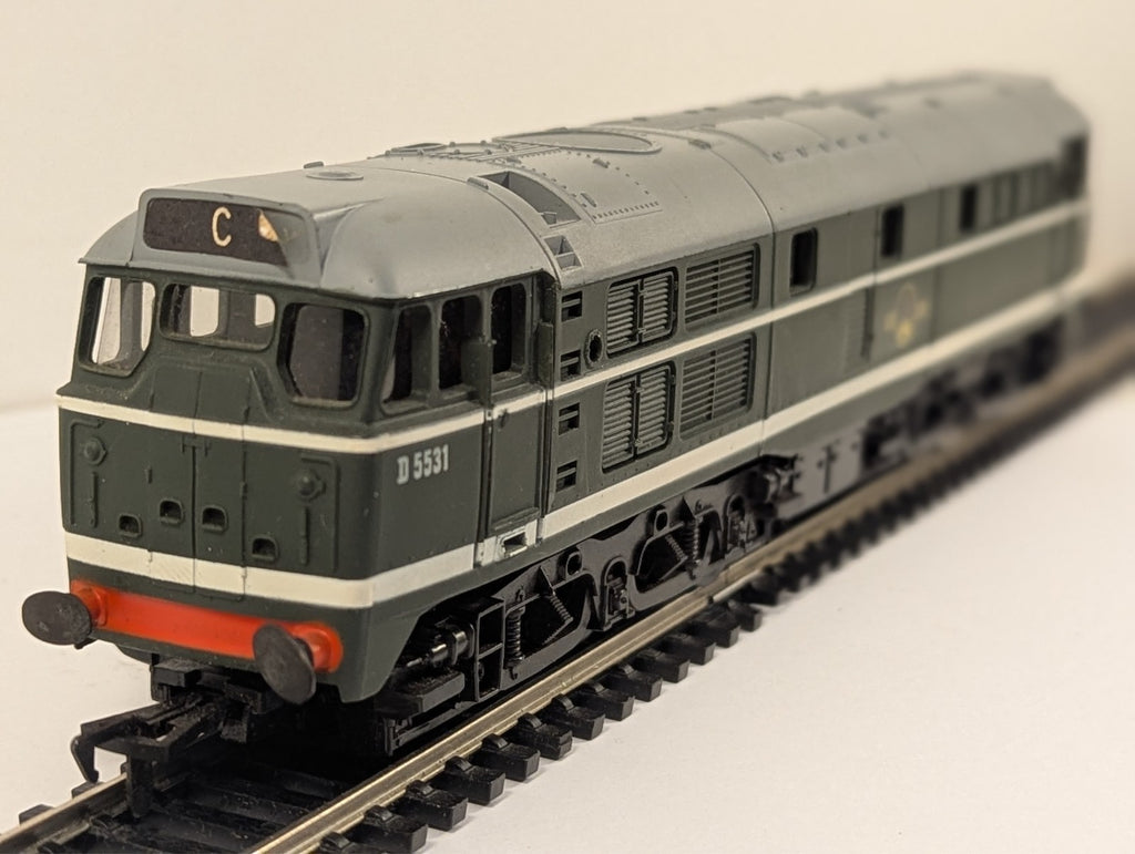 Airfix 54101-9 Class 31 Diesel Locomotive OO Gauge