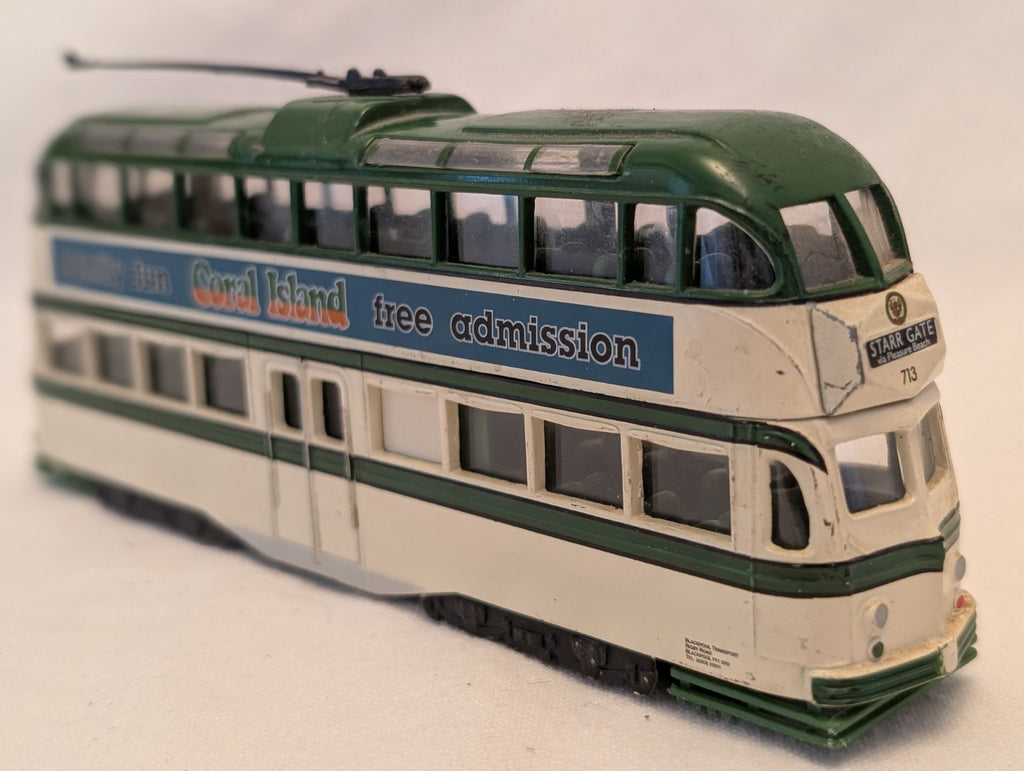 Corgi 1:76 Blackpool Balloon Tram 713