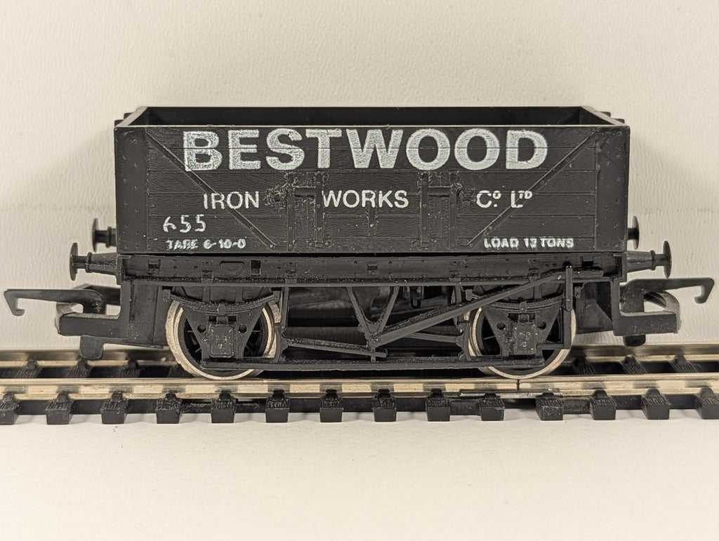 Hornby OO Gauge Bestwood 5 Plank Wagon Goods Wagon 655 Bestwood Iron Works R.096