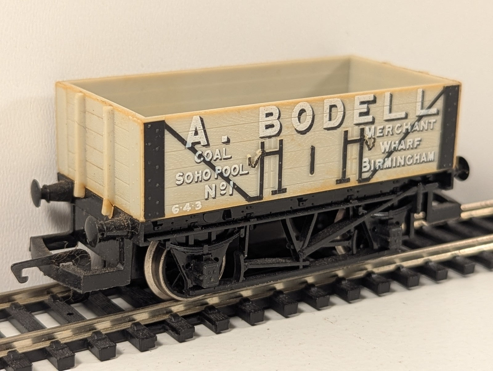 Hornby R012 OO Gauge 5-Plank Open Wagon – A. Bodell