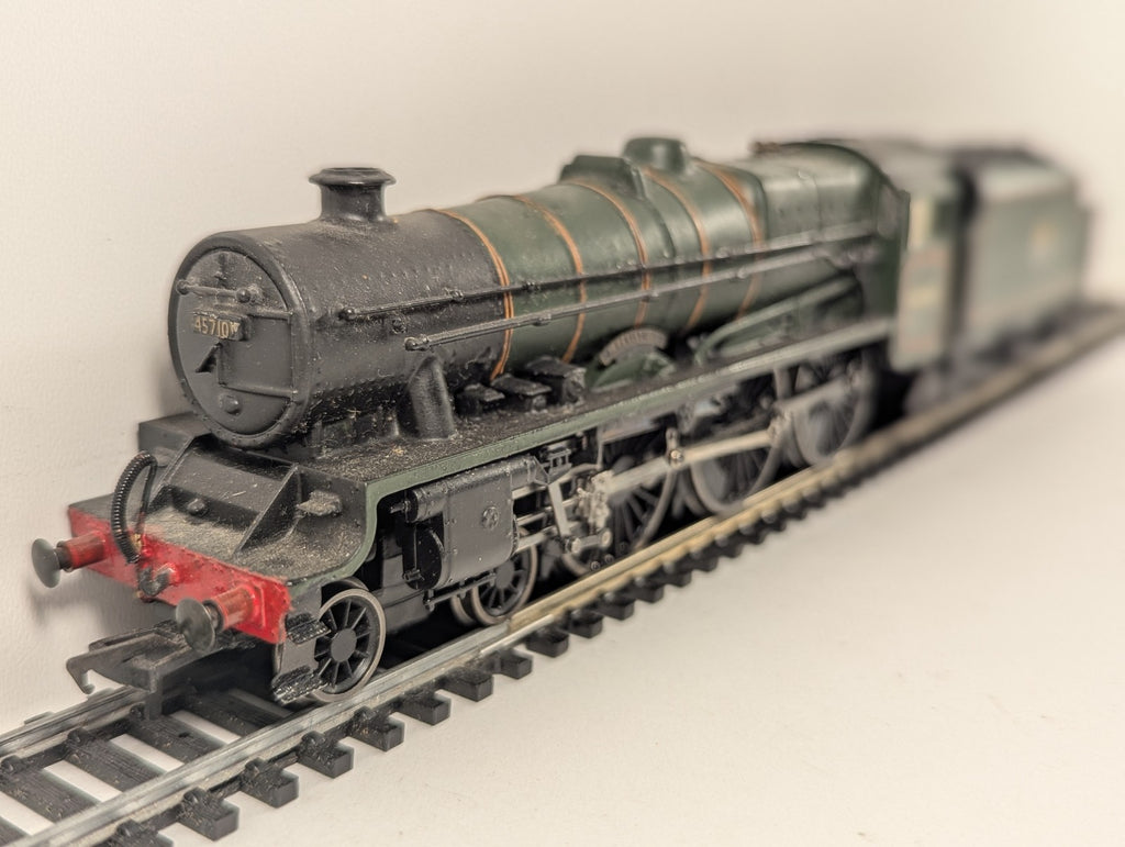Bachmann OO Gauge Jubilee Class 45710 'Irresistible' Locomotive