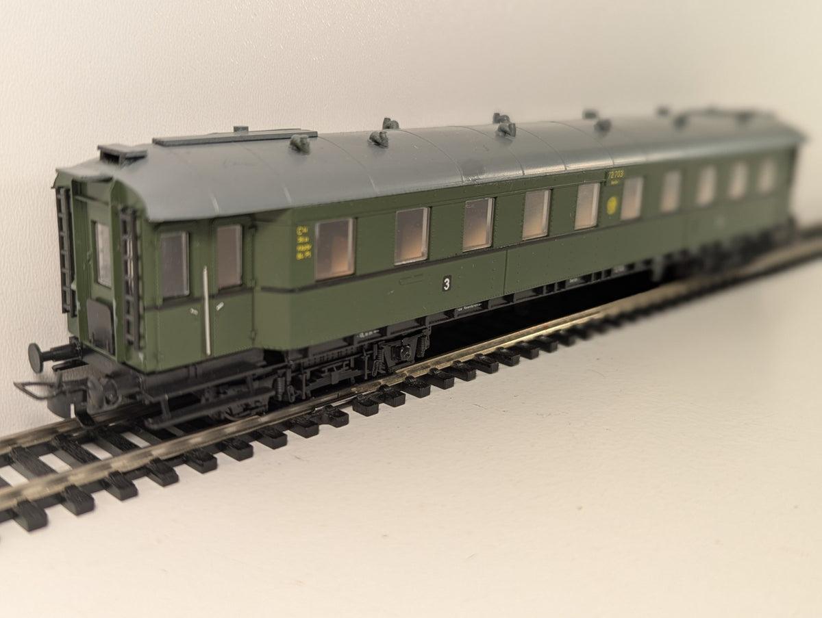 Liliput HO Gauge Deutsche Bundesbahn Passenger Coach