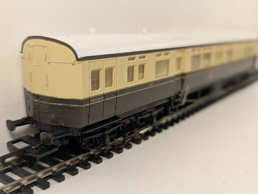 Hornby OO Gauge GWR Autocoach Passenger Coach 190 GWR Chocolate and Cream R4026
