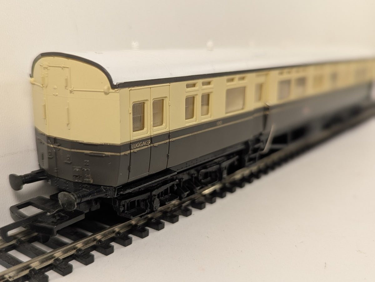 Hornby OO Gauge GWR Autocoach Passenger Coach 190 GWR Chocolate and Cream R4026