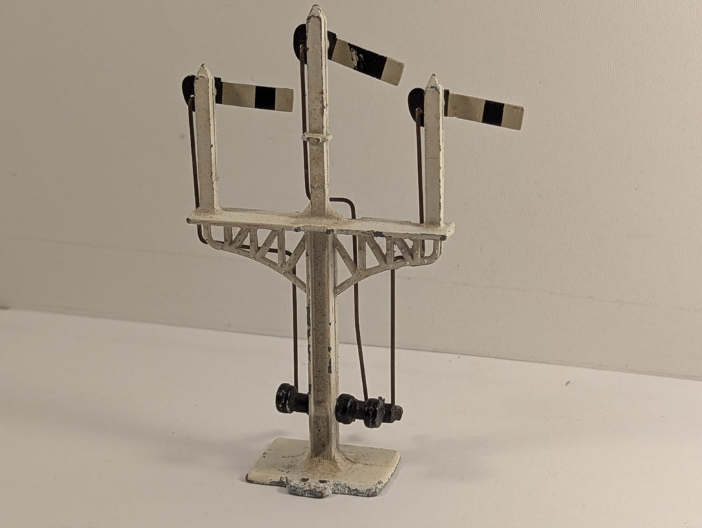 Crescent OO Gauge Triple Semaphore Signal