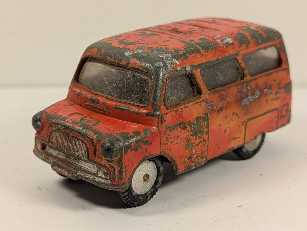 Corgi Toys 404 Bedford Dormobile Campervan 1:43 Scale - Chipped Paint