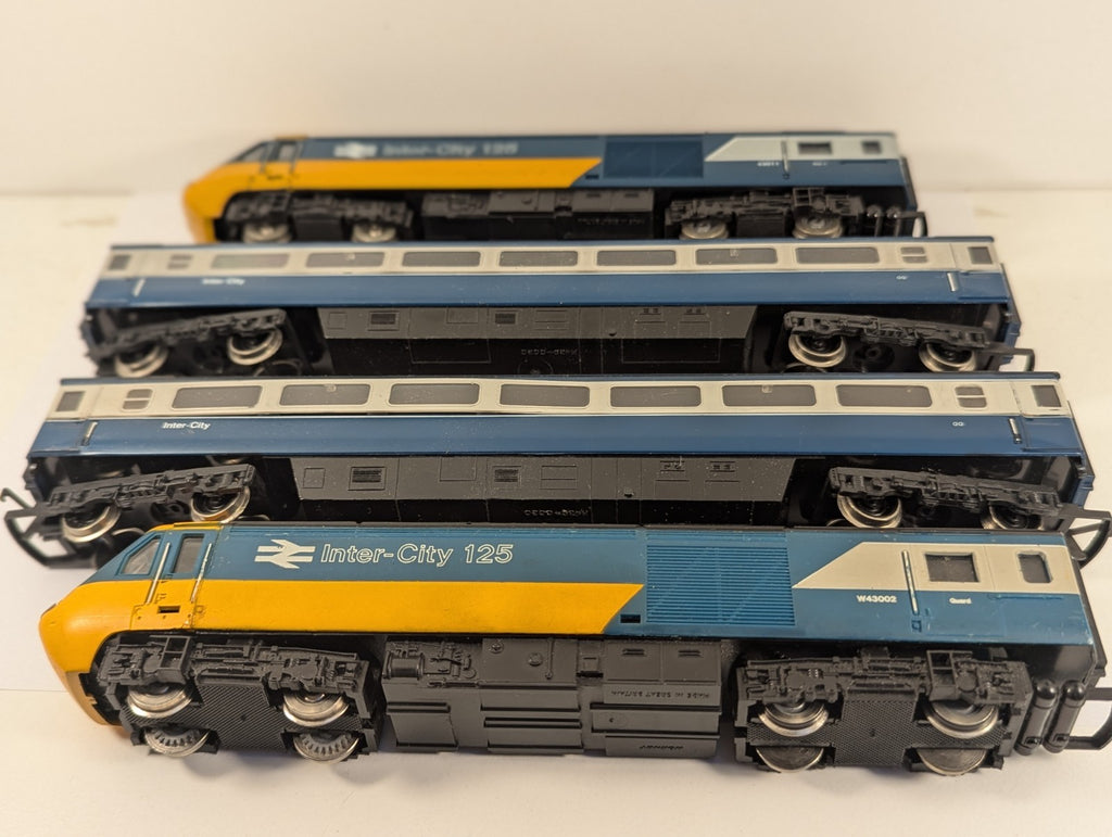 Hornby BR Blue Grey Class 43 HST Inter-City 125 4-Car Set