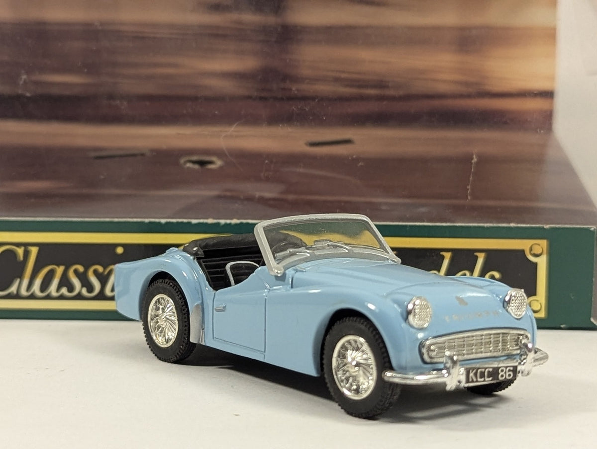 Corgi 1:43 Triumph TR3A Die-cast Model Car KCC 86 Powder Blue 97114
