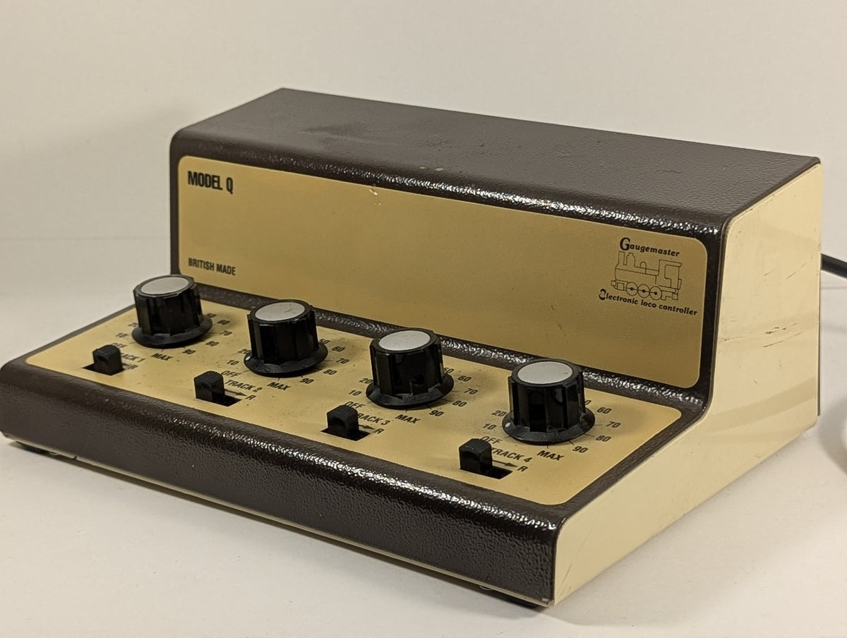 Gaugemaster Model Q Controller 4 Way Controller