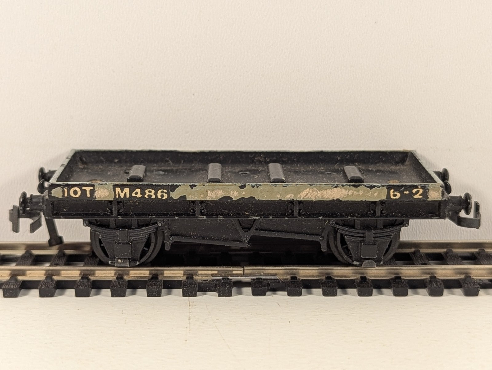 Hornby Dublo OO Gauge 10T Cables Flat Bed Wagon Chipped Paint
