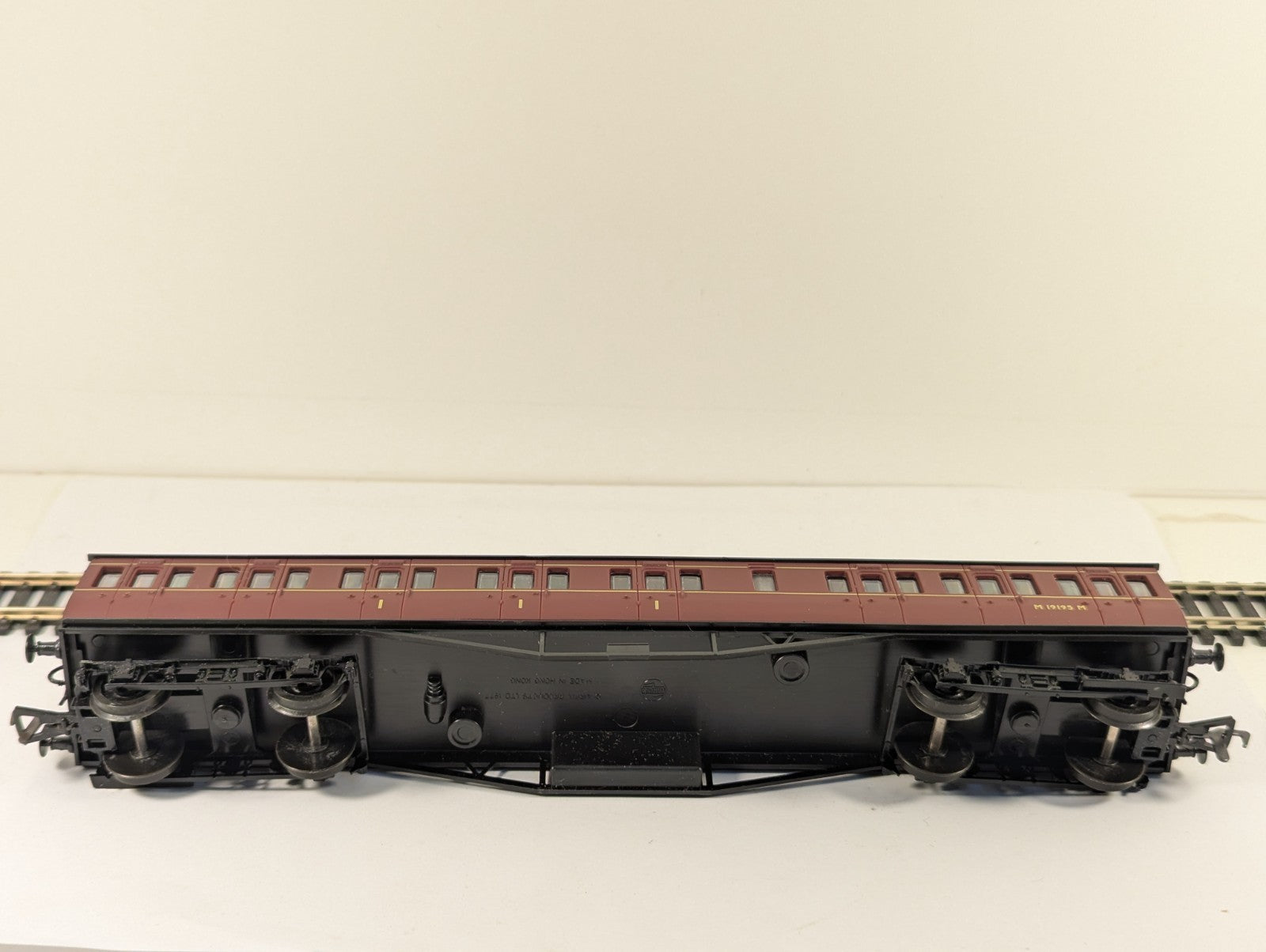 GMR Airfix OO Gauge BR 57ft 1st Class Composite Non-Corridor Boxed