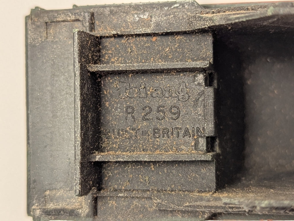 Tri-ang OO Gauge Class 7MT Britannia Locomotive Body 70000 BR Brunswick Green
