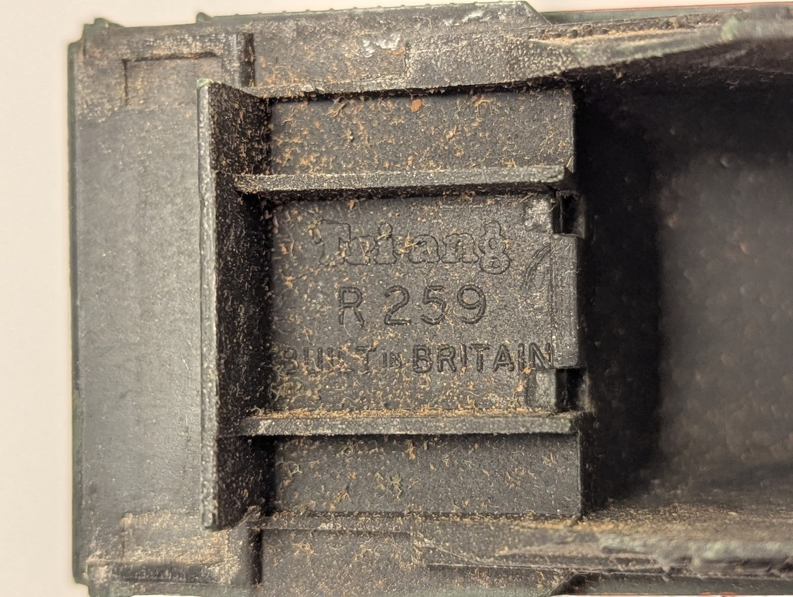 Tri-ang OO Gauge Class 7MT Britannia Locomotive Body 70000 BR Brunswick Green