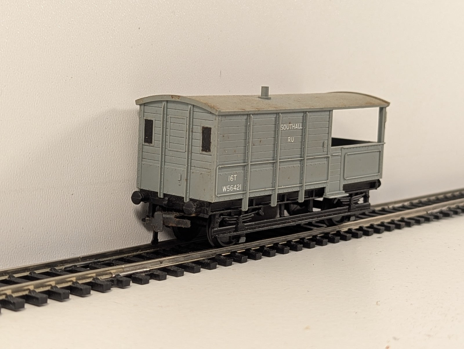 Hornby Dublo 32048 OO Gauge WR Grey GWR Toad Brake Van - Boxed