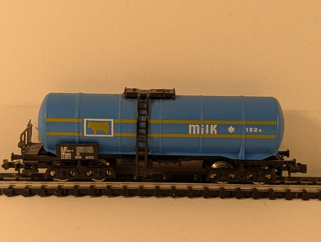 Lima N Gauge Milk Bogie Tank Wagon 152 D Milk Tank Wagon Blue Milk