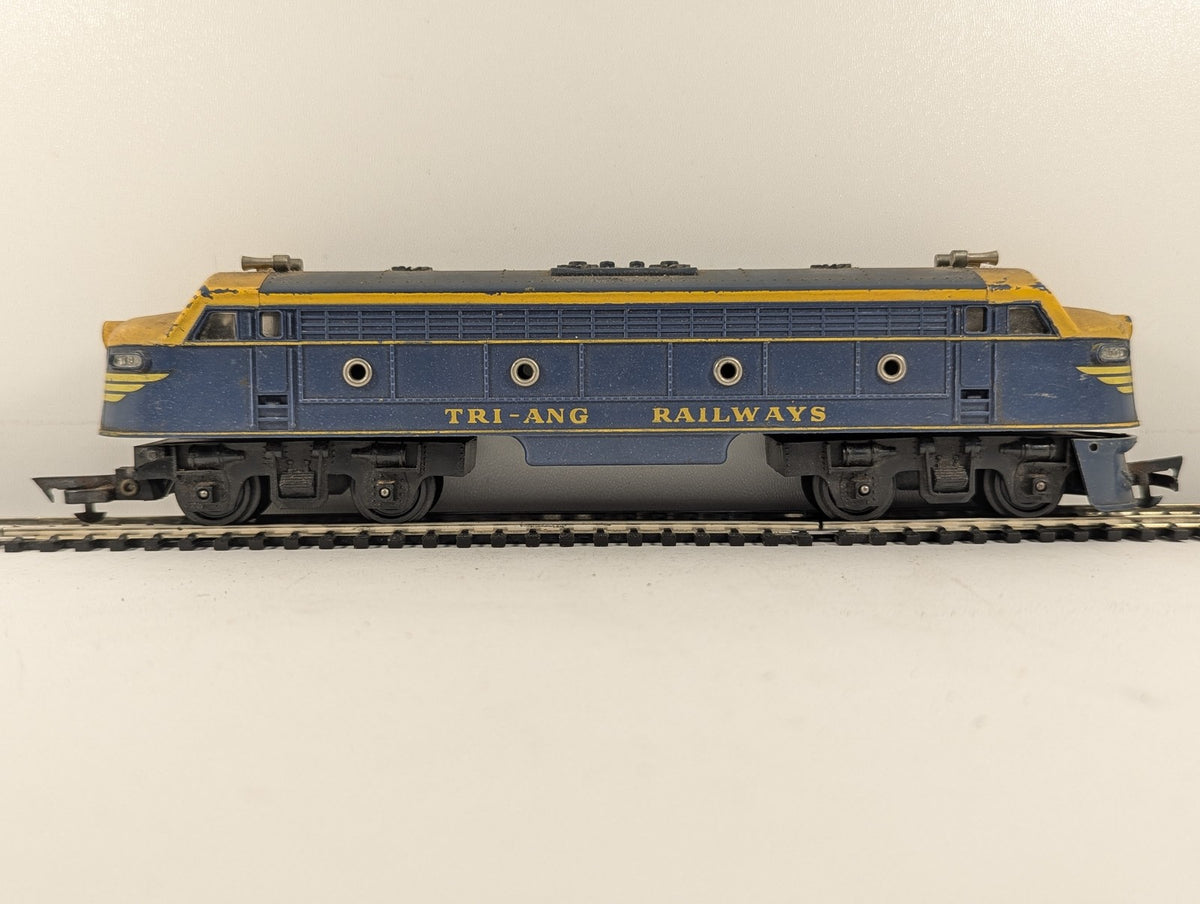 Triang Vista Dome Coach finished in Transcontinental Blue & Yellow livery.