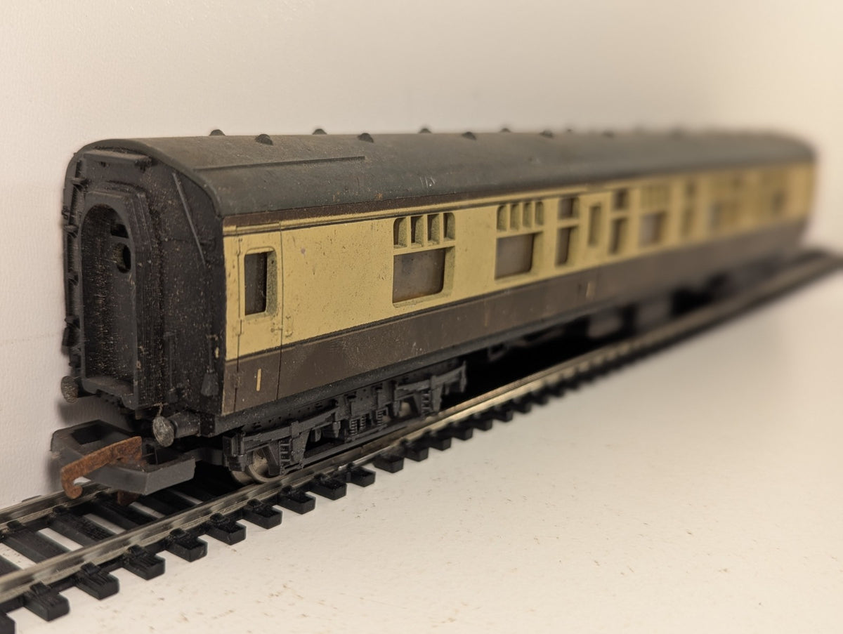 Lima OO Gauge BR Mk1 Corridor Coach Passenger Coach W24624