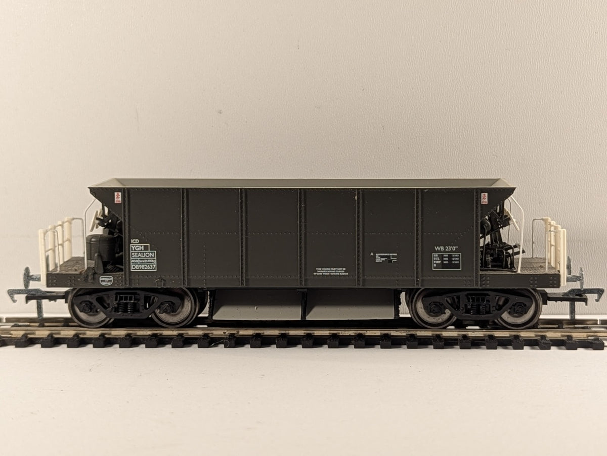 Bachmann OO Gauge YGH Sealion Bogie Ballast Hopper Wagon Goods Wagon DB982637