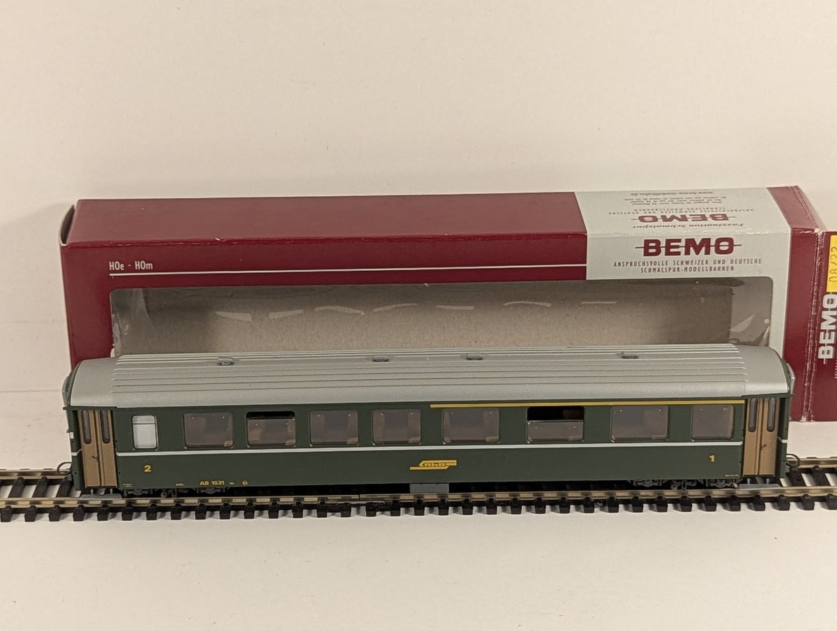 Bemo H0m Rhätische Bahn (RhB) 1st/2nd Class Coach Passenger Coach AB 1531