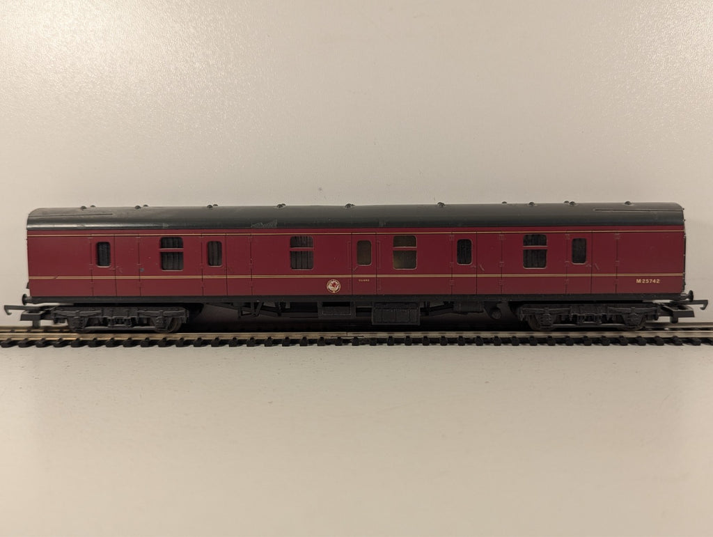 Lima BR Mk1 Full Brake Coach OO Gauge