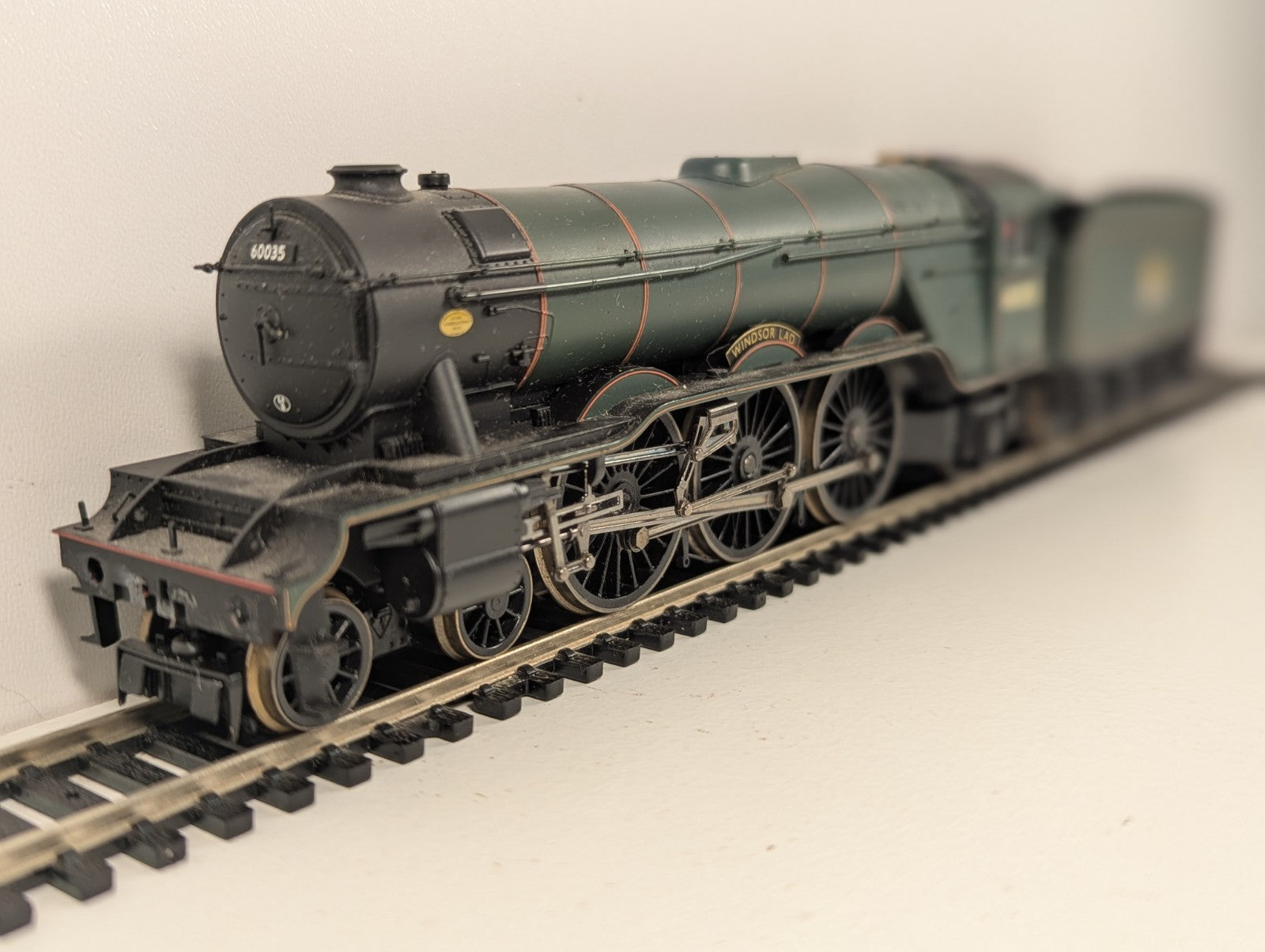 Hornby R2341 OO Gauge A3 60035 Windsor Lad BR Green – Spares Repair