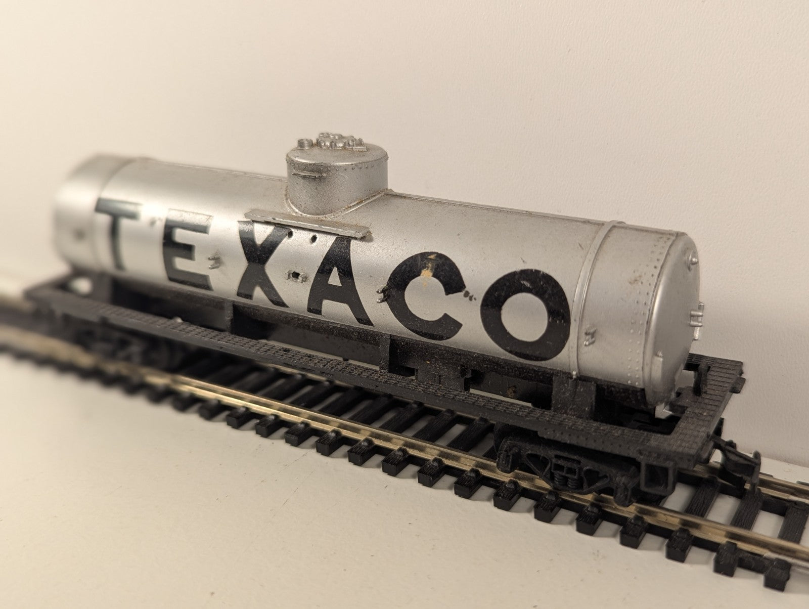 Tyco HO Scale Texaco Single Dome Tank Wagon