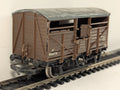 Airfix OO Gauge BR 12T Cattle Wagon B893776 BR Brown 54308