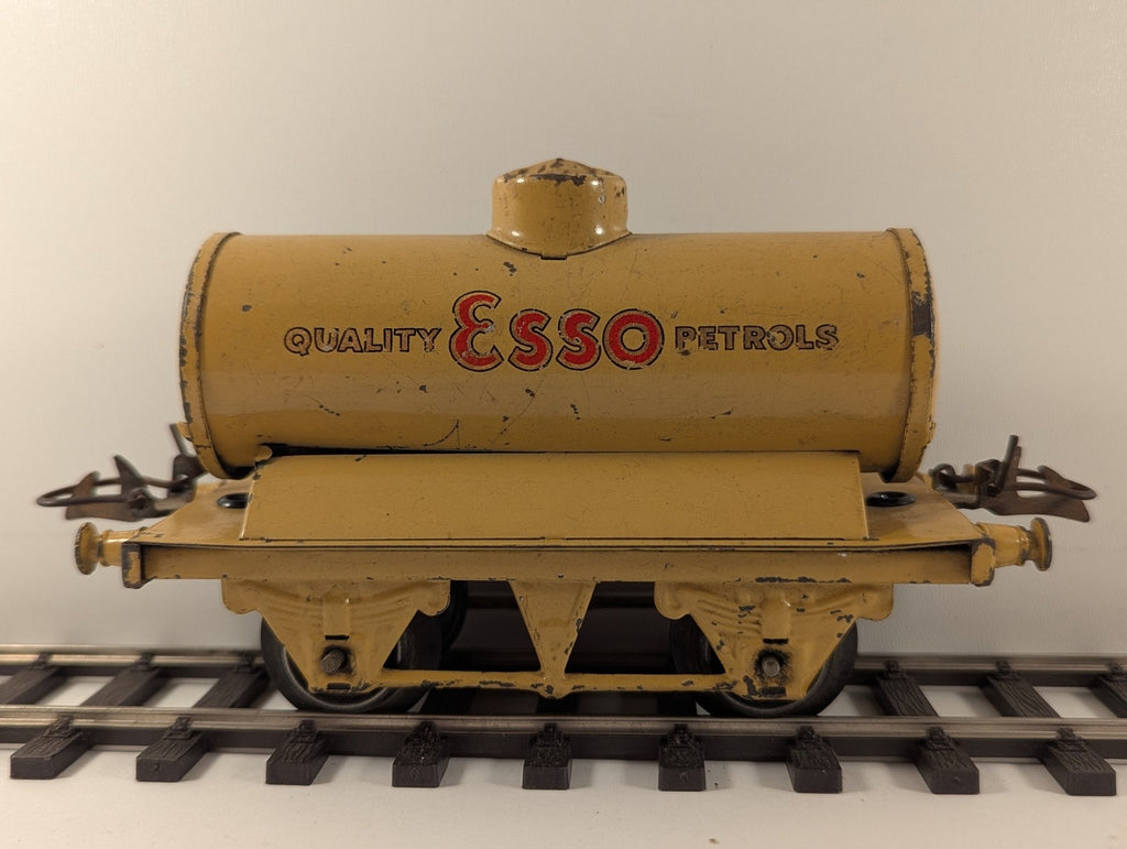 Hornby O Gauge No. 1 Esso Petrol Tank Wagon Goods Wagon Esso Yellow