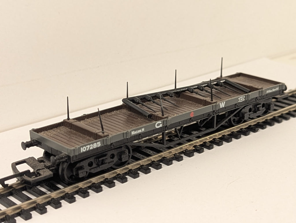 Hornby R6015 OO Gauge GWR Macaw B Bogie Bolster Wagon 107285