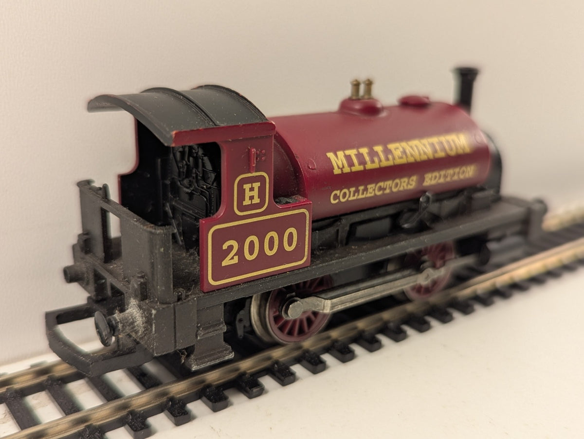 Hornby R2150 OO Gauge 0F 0-4-0 Saddle Tank Millennium Edition – Poor Runner