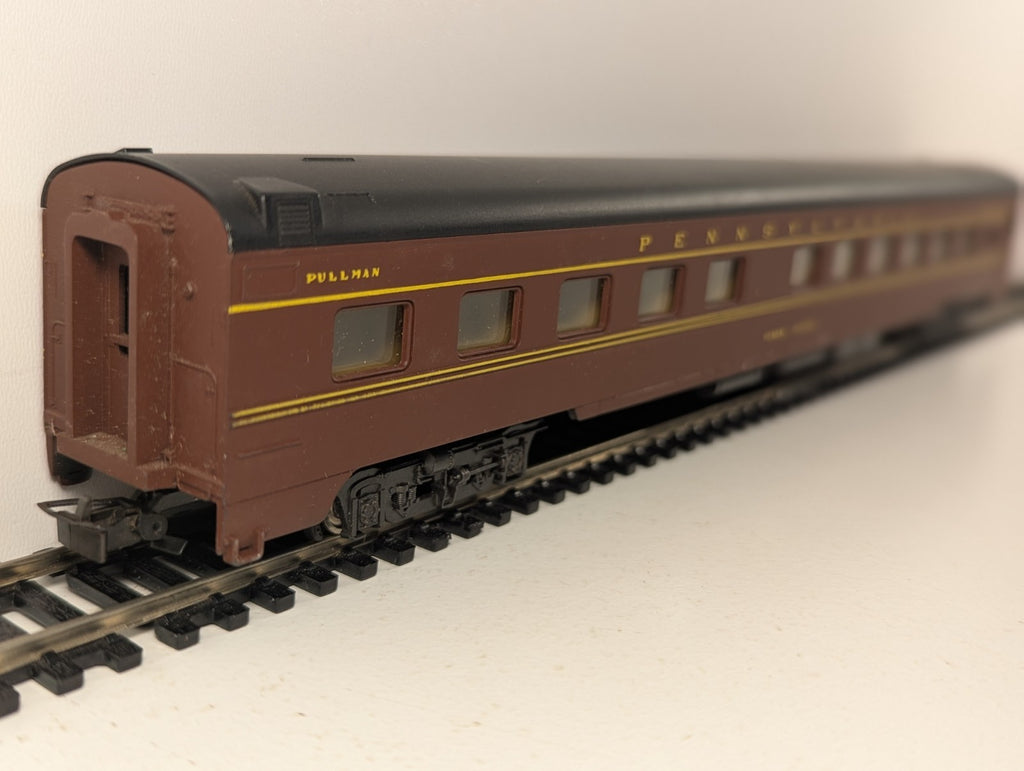 Rivarossi HO Scale Pennsylvania "Huron Rapids" Sleeper Car
