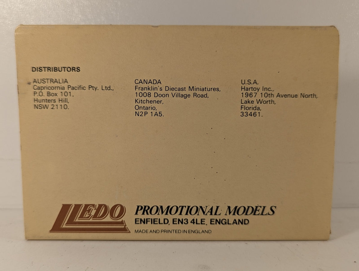 Lledo Single Deck Bus Die-cast Bus Potteries