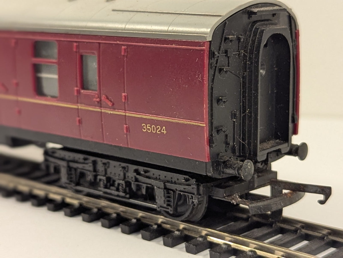 Tri-ang R423 OO Gauge BR Mk1 Brake Second Coach 35024 Maroon