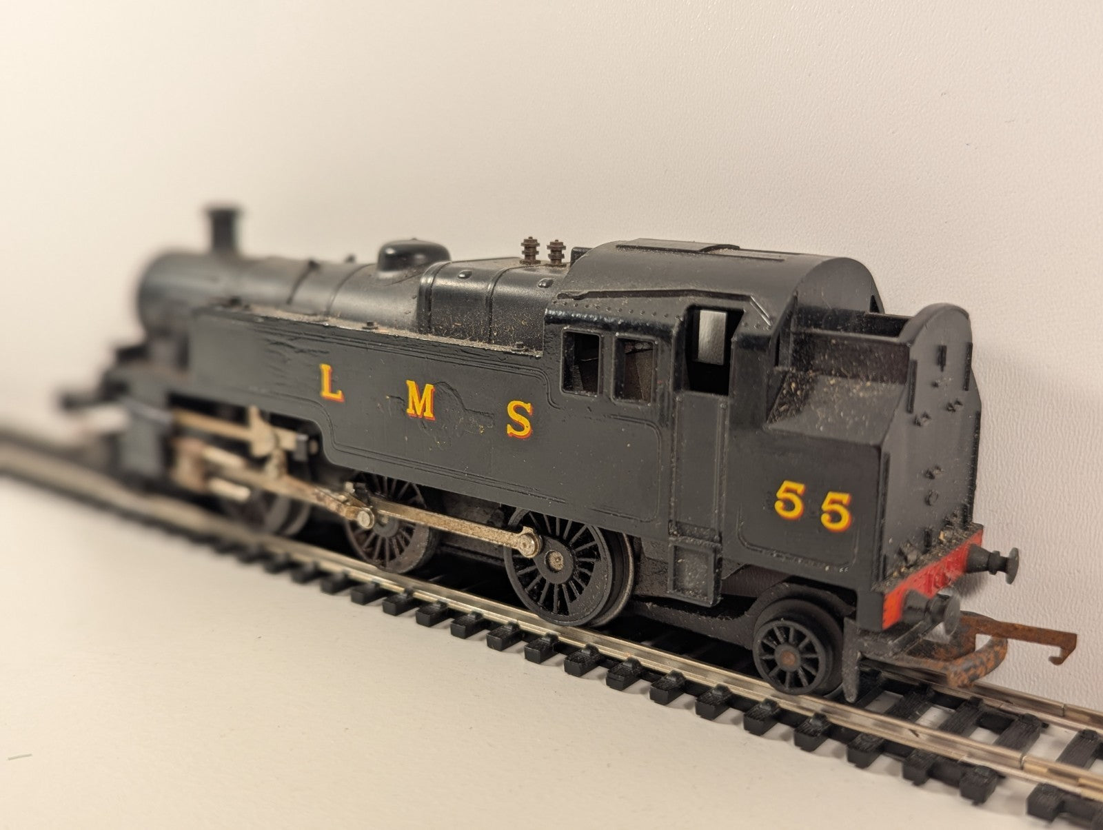Tri-ang R59 OO Gauge LMS 3MT 2-6-2T – Repainted LMS Black – No. 55