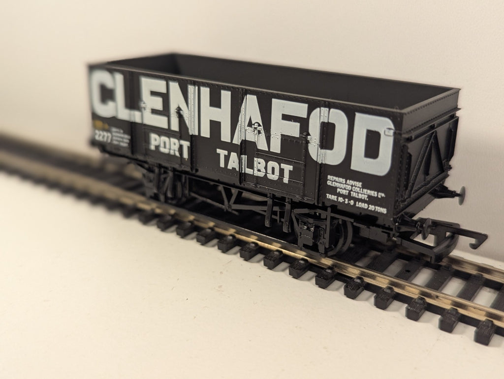 Dapol OO Gauge Glenhafod Port Talbot 21T Mineral Wagon