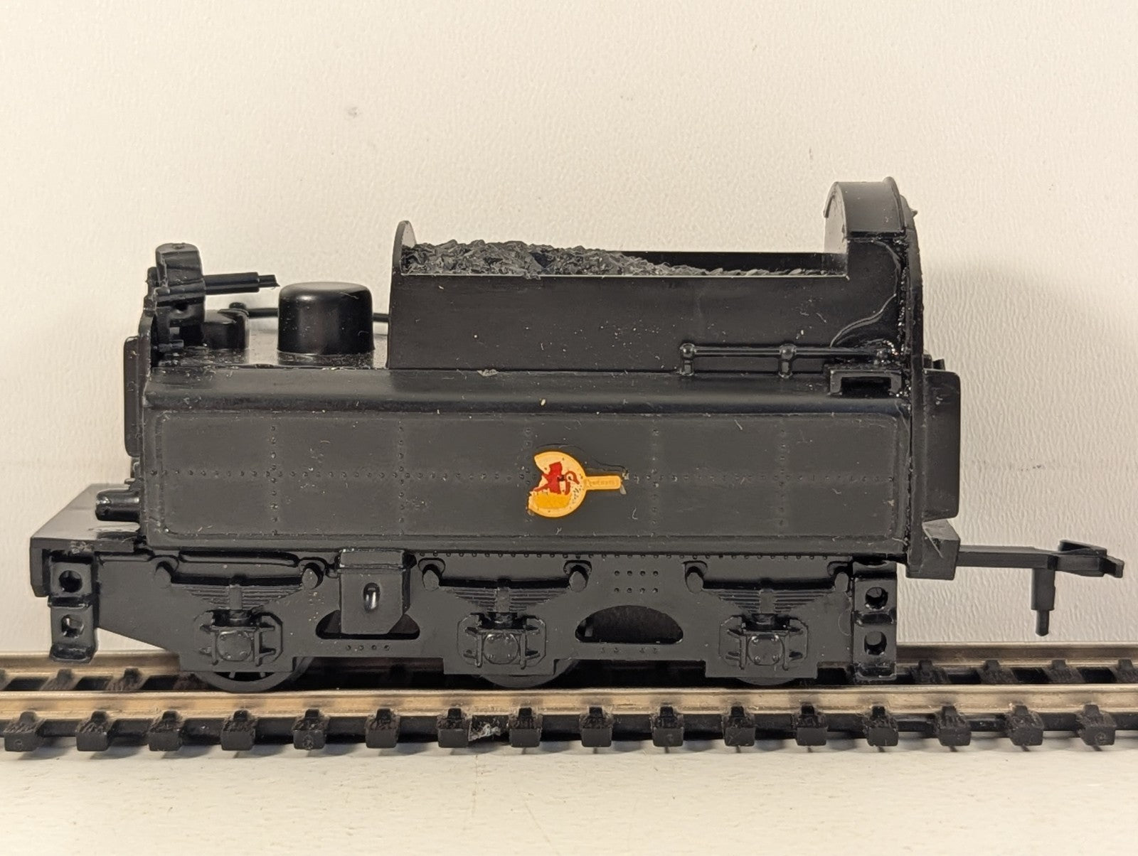 Kitbuilt BR Standard Tender - Damaged Decals - Missing Buffers & Coupling