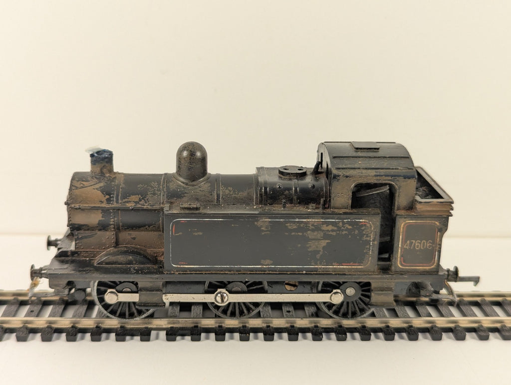Tri-angHornby R52 OOGauge BR Class 3F Jinty 0-6-0T Steam Locomotive - Non-Runner