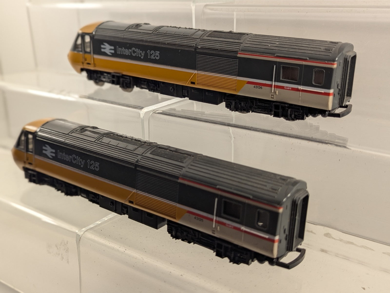 Hornby BR Class 43 HST Power Cars BR Livery Motor & Dummy