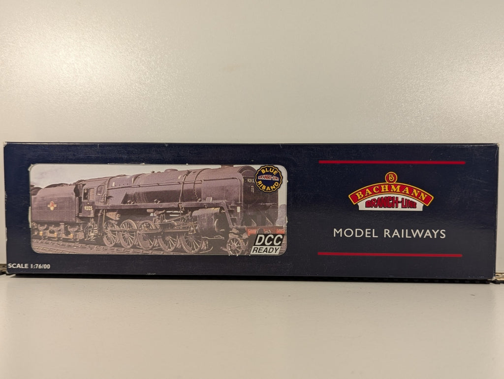Bachmann 32-851 BR Standard Class 9F 2-10-0 No.92192 Double Chimney